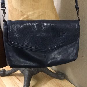 Monique,women’s blue shoulder bag.size os.
